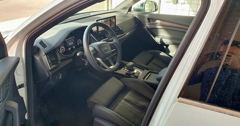 Audi Q5 Sportback cena 199999 przebieg: 43000, rok produkcji 2021 z Nysa małe 379